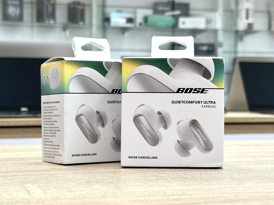 Бездротові навушники Bose QuietComfort Ultra Noise Cancelling Earbuds