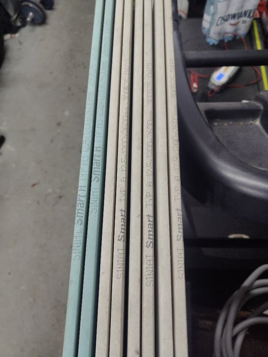 Płyty gk. 6 białych 2 zielone