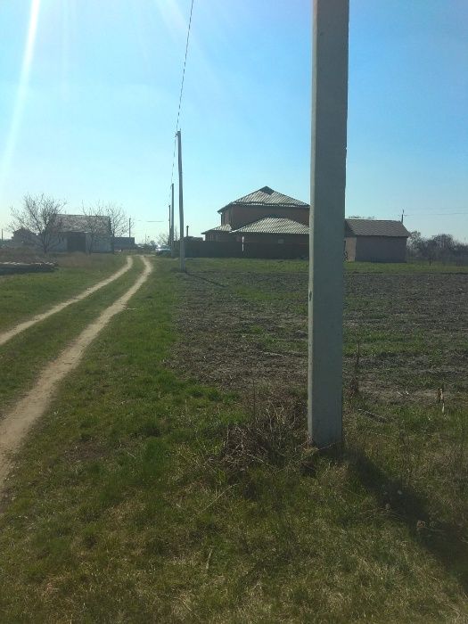 Продам земельну ділянку 10 соток з фундаментом м. Бобровица