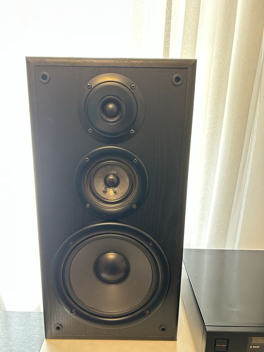 Музыкальный центр Sony  ,Universum,и колонки