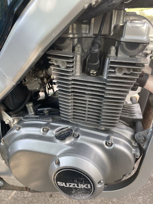 Продам сузуки Gs 500