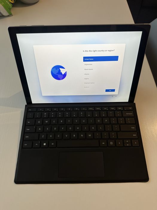 surface pro 7 i7 256 GB/ 16GB