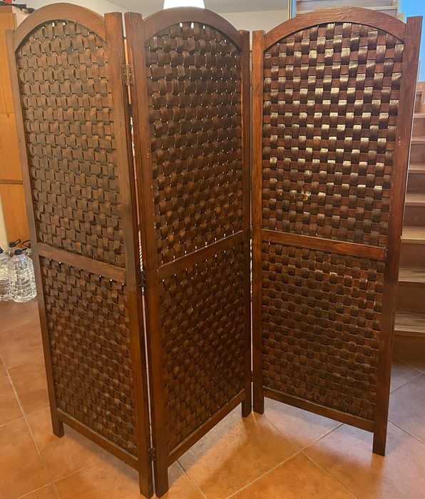 Biombo em bambu.