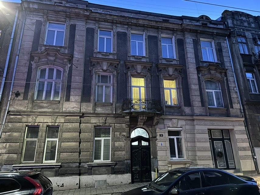 Продається 3 кім квартира вул Нечуя Левицького