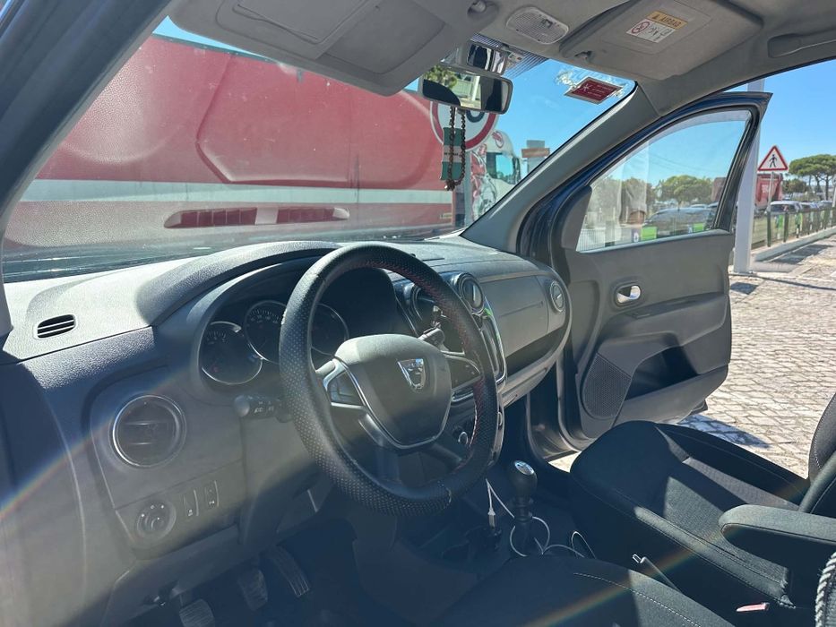 Dacia lodgy 2020 — photo 3