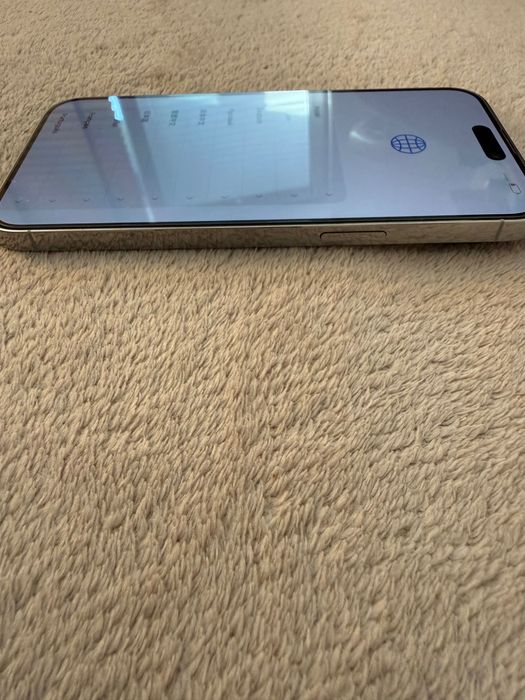 iPhone 14max Pro srebrny