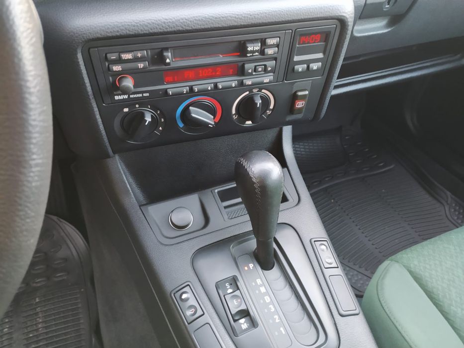 BMW E36 Compact 316 iA automat oryginał 100 tyś. Km z Niemiec Klasyk