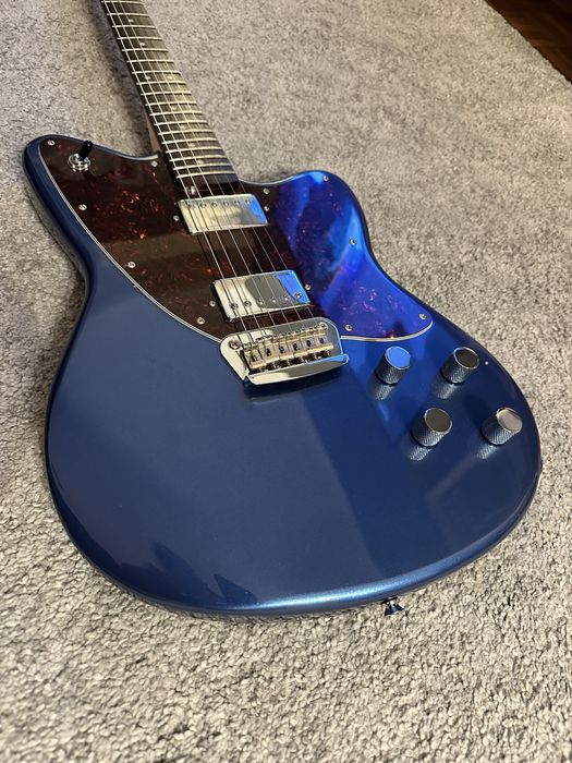 Fender Squier Paranormal Toronado + afinadores Wilkinson Deluxe