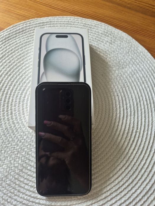 iPhone 15 128GB czarny