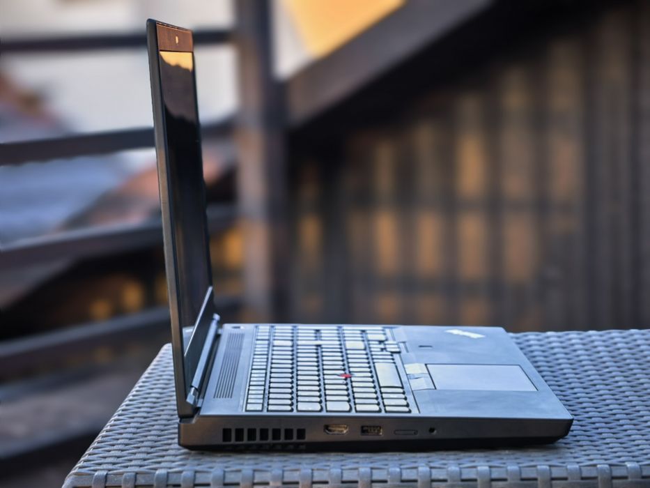 Ноутбук Lenovo ThinkPad P15 Gen 1 i9-10885H 32 ГБ 1 ТБ 15.6  FHD Win11