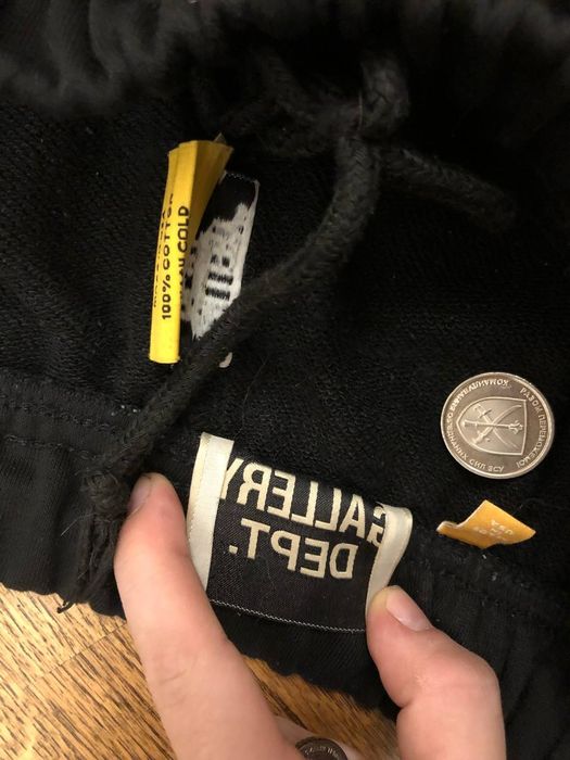 Продам GALLERY DEPT flared pants