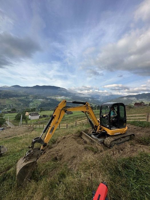 Послуги спецтехніки/екскаватор/буріння/бур/бетонозмішувач/Верховина