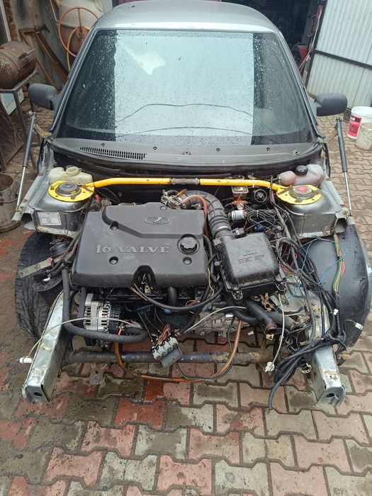 Двигун  1,6 16  ваз 2110 2111 2112