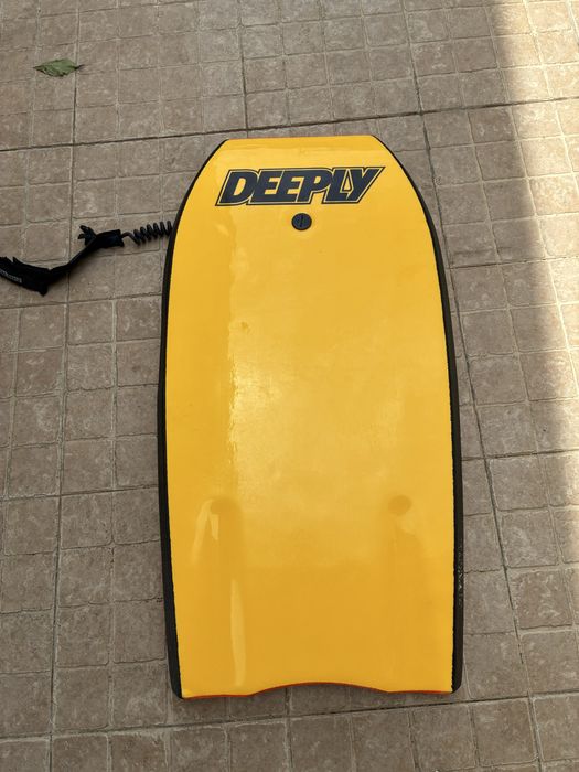Bodyboard Deeply Summer DS100 – Bom Estado + Leash