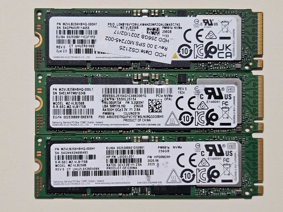 SSD 256Gb M.2 2280 NVMe Gen 3.0 x4 Samsung PM981a MZ-VLB256B