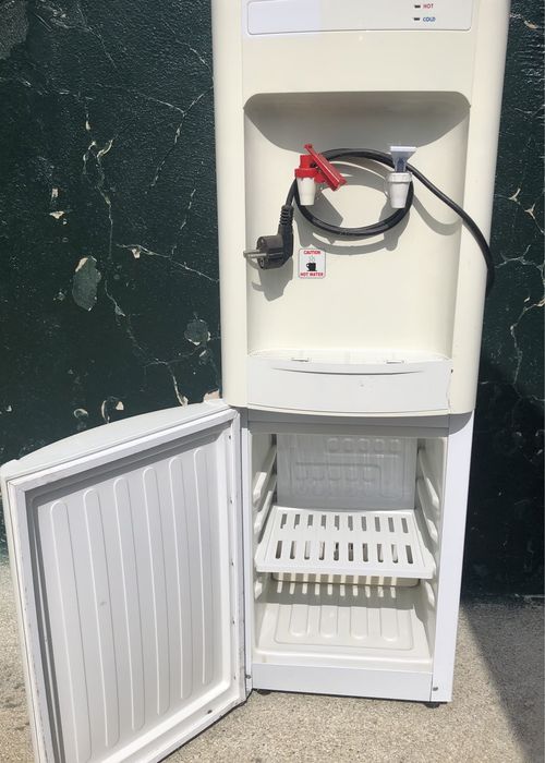 Máquina de Água C/ Frigorifico