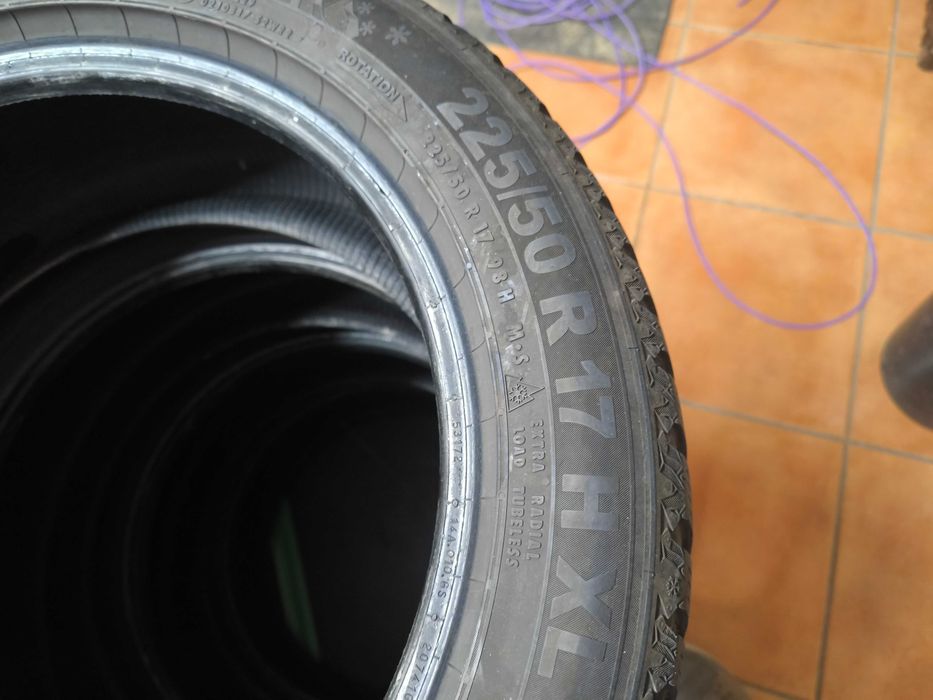 Pneus Usados Semperit  Speed Grip 5 - 22570R17
