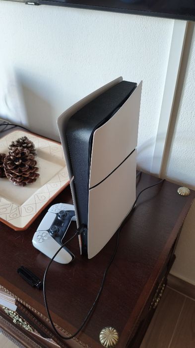 Ps5 digital slim.