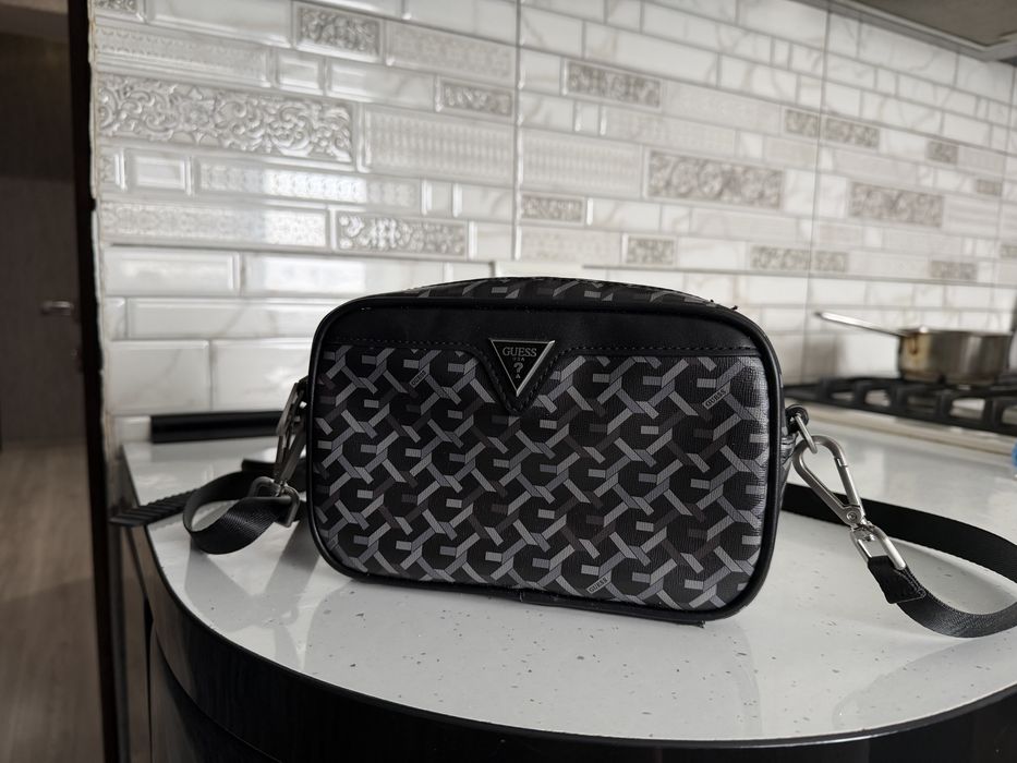 Сумка Guess оригінал привезина з США