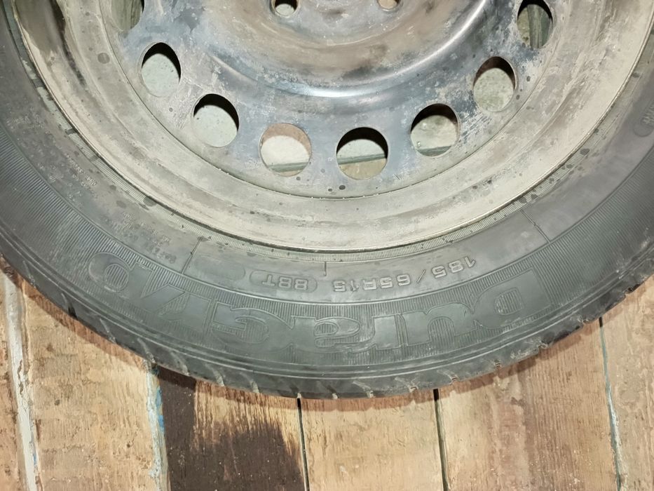 Резина 185- 65 R15 лето