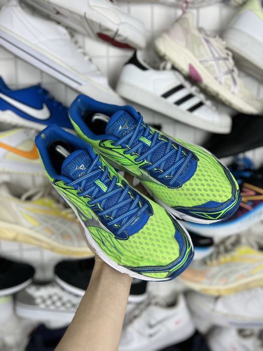 Кроссовки Mizuno Wave Catalyst Оригинал р(43)