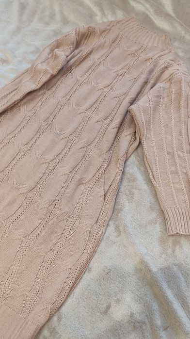 Плаття оверсайз в'язане M-L рожеве нове!