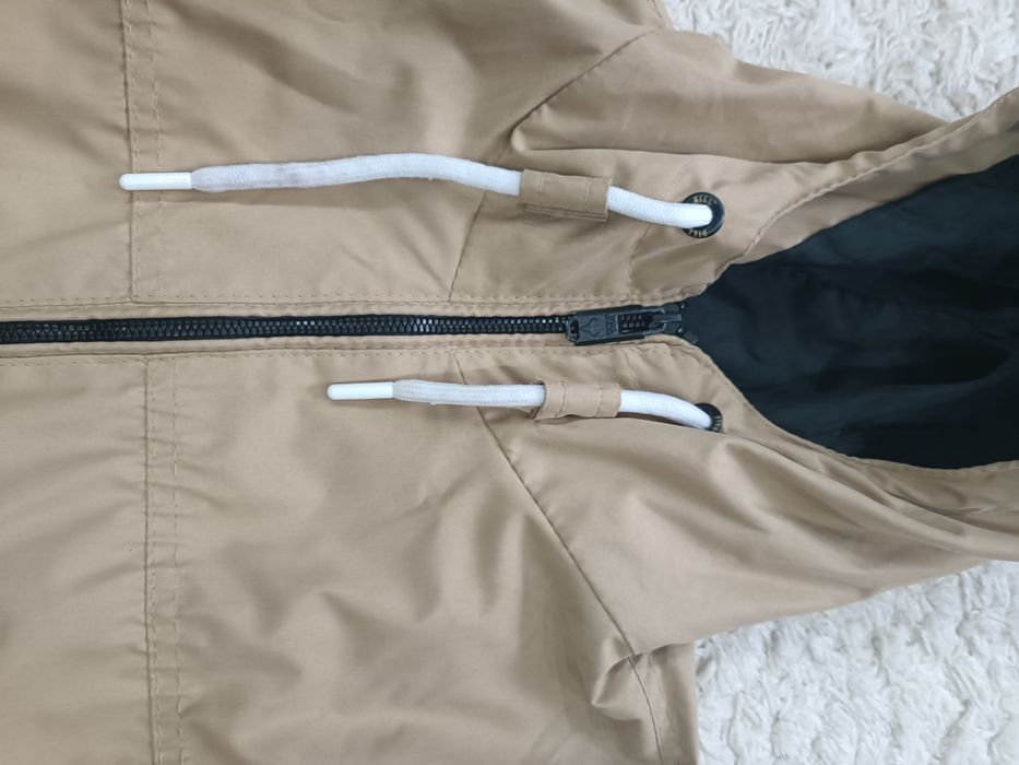 Продам вітровку розмір М