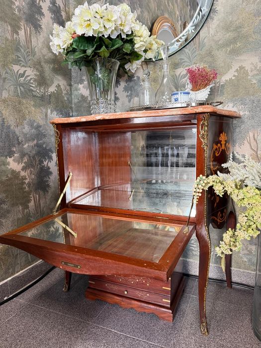 Móvel Bar / Cómoda de Apoio Estilo Luis XV com Marchetaria em Pau-Santo.