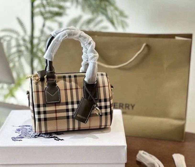 Burberry сумка жіноча бежева alo louis loro christian женская