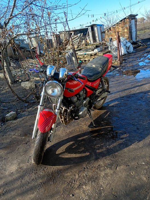 Kawasaki zephyr 550