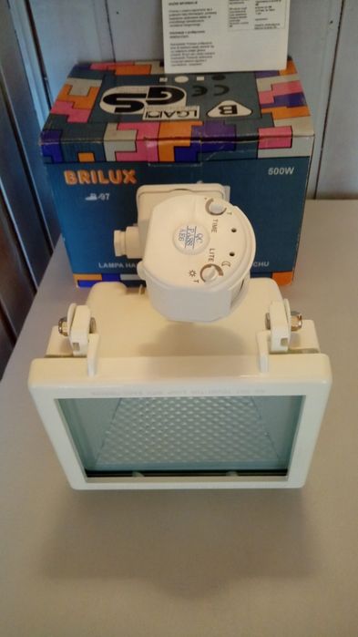 Lampa Halogenowa z detektorem ruchu BRILUX B-97