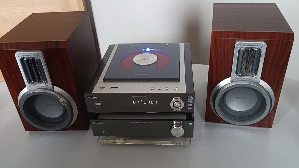 Sprzedam mikrowieża Philips MCM700