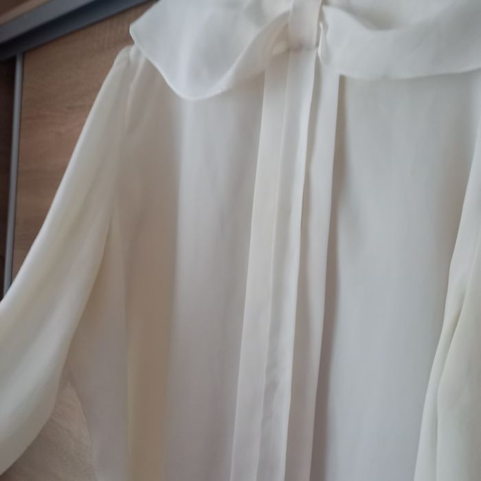 Elegancka bluzka biała XXL duży rozmiar długi rękaw wyszczuplająca