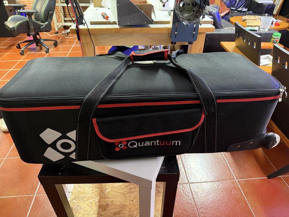 Kit flash Quantun com Tripes e mochila