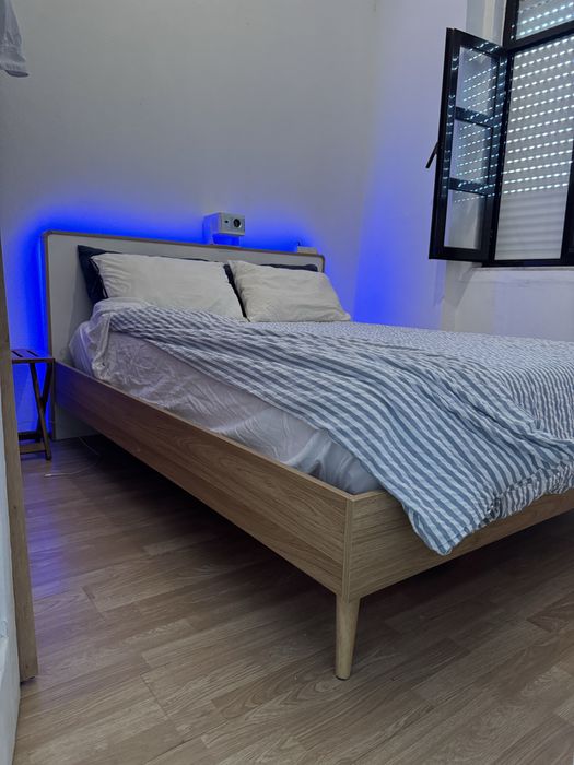 Cama + Estrado - 160 x 200 cm