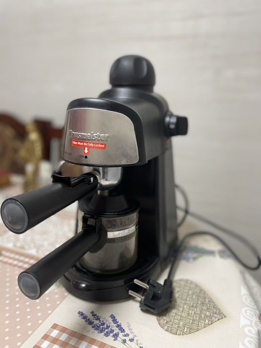 Кавомашина Hausmeister