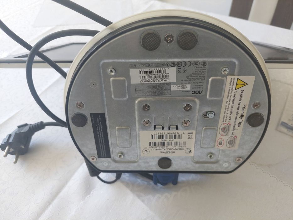 Monitor komputer led