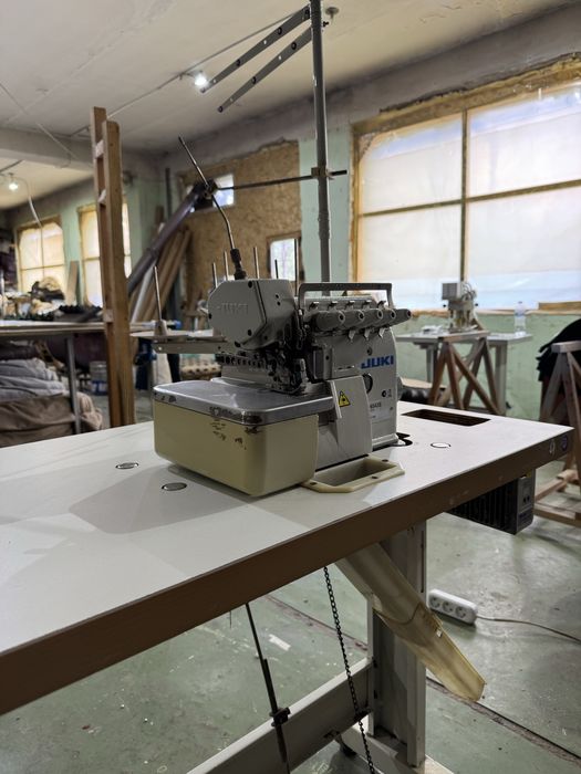 Промисловий 5-нитковий оверлок JUKI MO-6543S + серводвигун