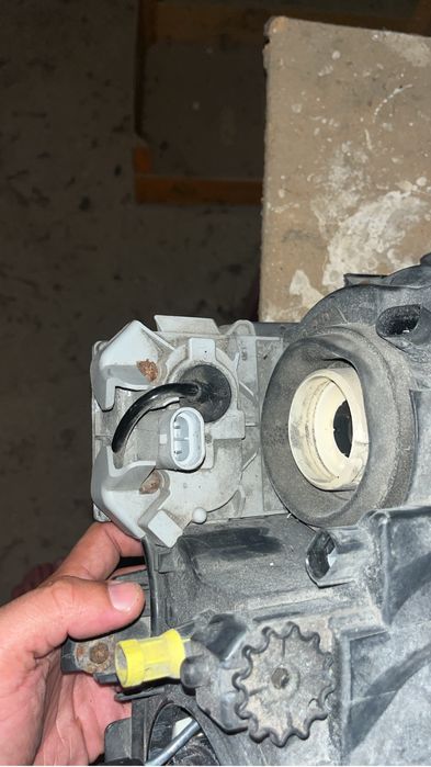 Ótica direita frente BMW e46 XENON