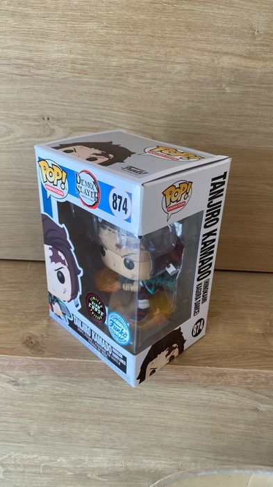 Funko Pop! Demon Slayer: Tanjiro Kamado (Hinokami Kagura Dance) Glow Chase