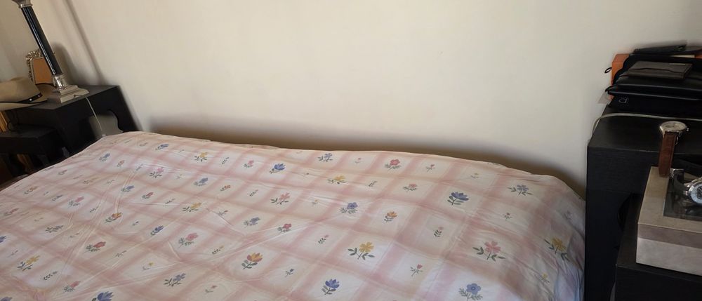 Vendo sommier madeira maciça