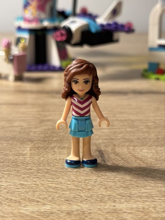 LEGO Friends 41128 Kosmiczna Karuzela w Parku Rozrywki kompletne