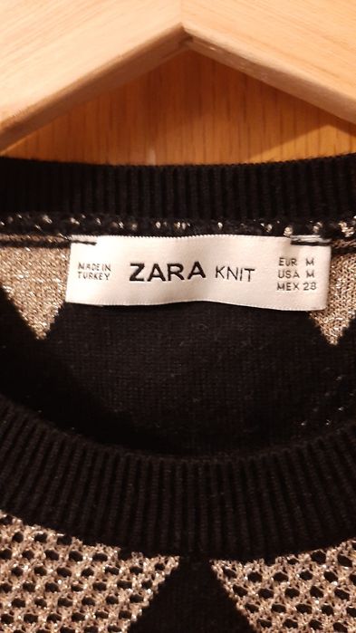 Top zara preto e dourado