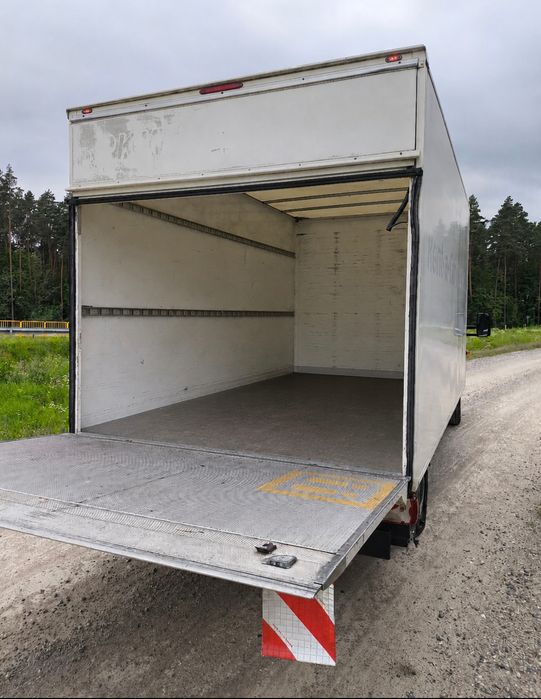 Volkswagen Crafter 2.5  kontener winda Sprowadzony