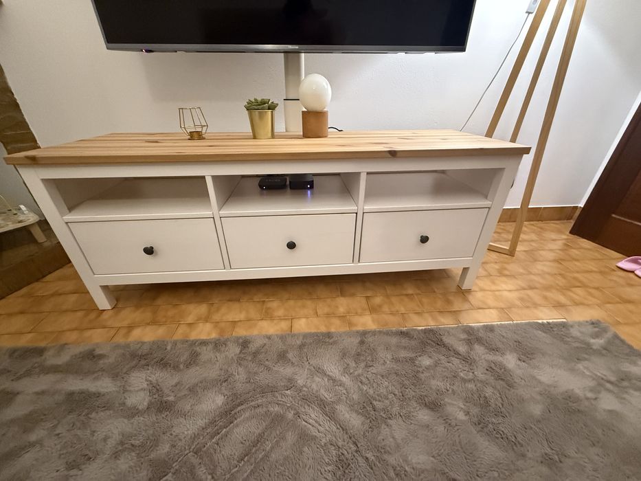 Movel TV ikea hemnes