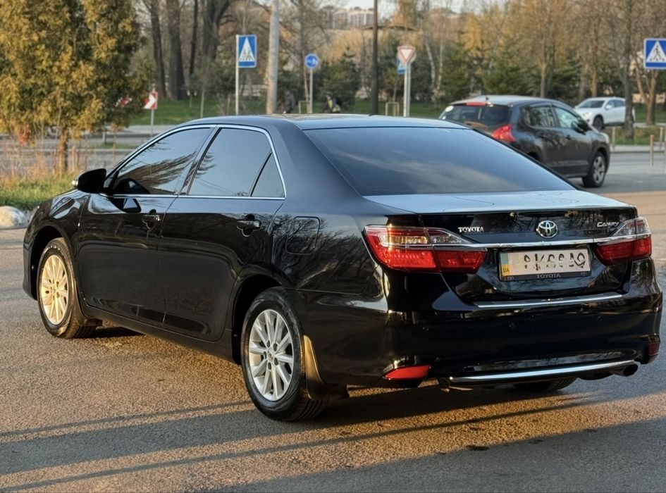 Toyota Camry 2017