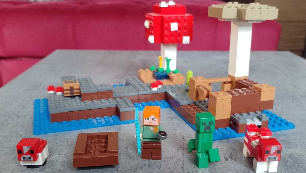 LEGO Minecraft 21129 Grzybowa Wyspa