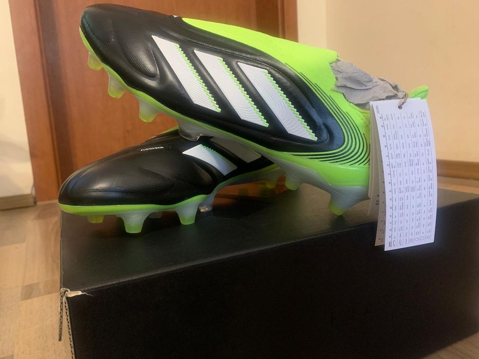 Korki Adidas Copa Pure III Elite laceless FG ze skóry