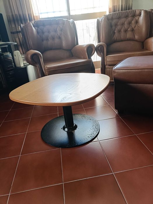 2 Sofás ,Puff, e Mesa Centro