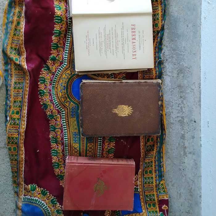 Enciclopédia Mackey (Completa) + Morals and Dogma (Pike)